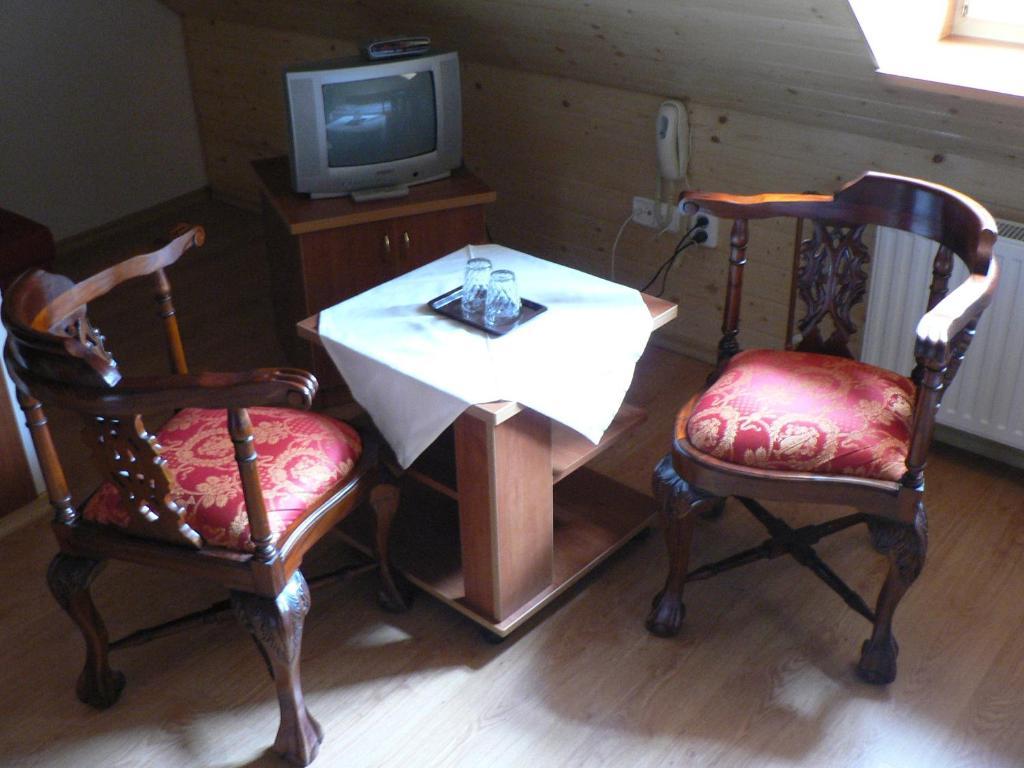 Hotel Lazensky Lecebny Dum Praha Luhačovice Zimmer foto